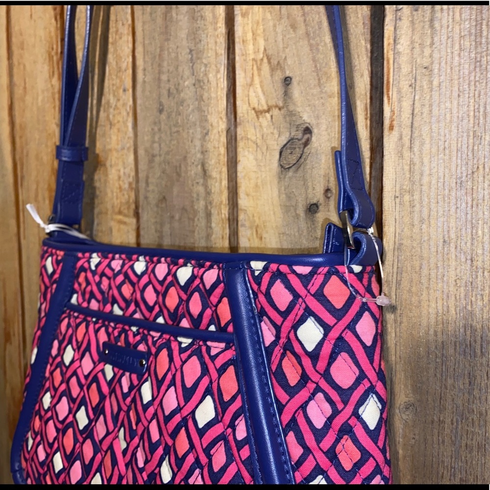 Vera Bradley Crossbody Bag - Picture 4 of 9